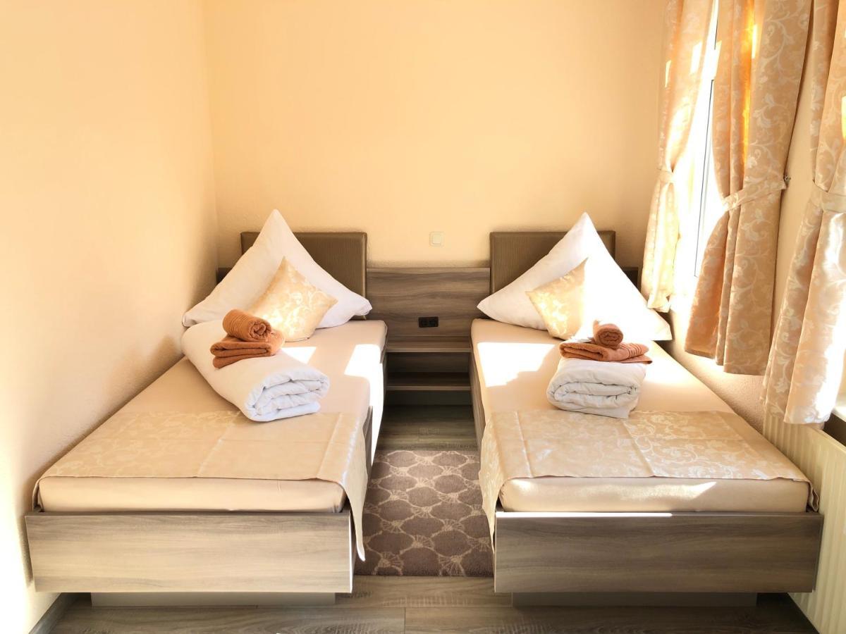 Pension Goldenes Vogtland Adorf エクステリア 写真